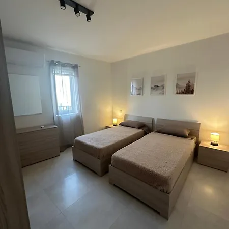 Apartment Ss Court